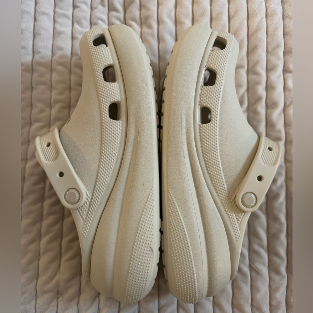 Crocs Unisex-Adult Crush Clog Sz. 11 W, 9M